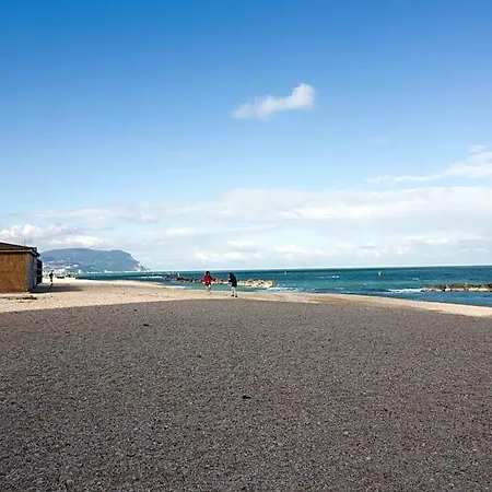 Mar Del Plata Porto Recanati